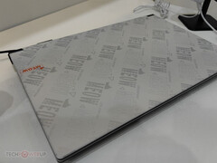 Colorful présente les ordinateurs portables de jeu Colorfire MEOW au Computex 2024 (Image source : TechPowerUp)