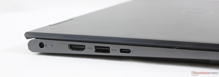 A gauche : adaptateur secteur, HDMI 2.0, USB-A 3.2 Gen. 1, Thunderbolt 4 avec PD et DP