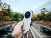 Le Vivo X300 Pro coûte 1 399 euros dans l'UE, tandis que le téléobjectif coûte 399 euros. Photo : l'arrière du téléphone. (Source de l'image : Notebookcheck)