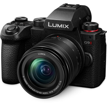 G9II avec objectif 12-60 mm (Source d'image : Panasonic)