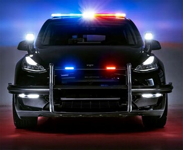 UP.FIT Les véhicules de police peuvent être équipés d'une protection balistique NIJ III/IIIA. (Source : UP.FIT)