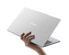 Le Xiaoxin Air 13 coûte environ 869 dollars en Chine. Sur la photo : une image promotionnelle mettant en avant le design fin et léger de cet ordinateur portable.