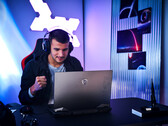 Les derniers ordinateurs portables de jeu Raider GE67 et Raider GE77 de MSI sont équipés des nouveaux processeurs Alder Lake-HX d'Intel (image via MSI)