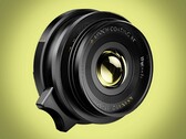 Le Thypoch Ksana 35 mm f/2 est un objectif compact plein format pour les appareils photo Leica M.