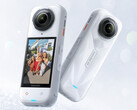 Insta360 n'a pas encore révélé à quel point l'édition limitée Satin White est "limitée". (Source de l'image : Insta360)