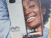 Le Pixel 7a sera accompagné d'un Pixel Buds A-Series gratuit pour certaines précommandes. (Image source : Dealabs)