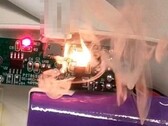 Les effets d'une attaque BadPower sur un appareil vulnérable (Source : Tencent Security Xuanwu Lab)