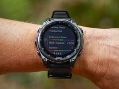 Garmin déploie la version 20.24 du logiciel pour la montre intelligente Fenix 8 (photo). (Source de l'image : Garmin)