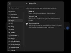 Capture d'écran des paramètres de ChatGPT, des plugins et des autorisations, avec les options « Toujours demander », « Autoriser les outils de lecture » et « Autoriser les outils à faible risque »