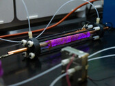 La capacité minuscule du réacteur à plasma est censée augmenter (Source de l'image : Douglas Levere, Université de Buffalo)