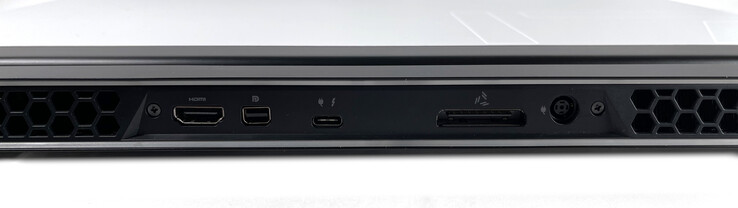 Arrière : HDMI 2.1, Mini DisplayPort 1.4, USB-C 3.1 Gen. 2 avec Thunderbolt 3, port Alienware Graphics Amplifier, alimentation électrique