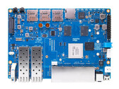 Le BPI-R4 dispose de nombreuses options de connexion pour servir de routeur bricolé. (Source de l'image : Banana Pi)