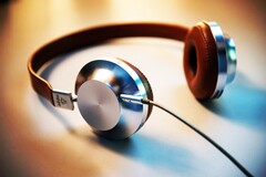 Samsung serait en train de développer des casques audio circum-auriculaires sous la marque Galaxy.