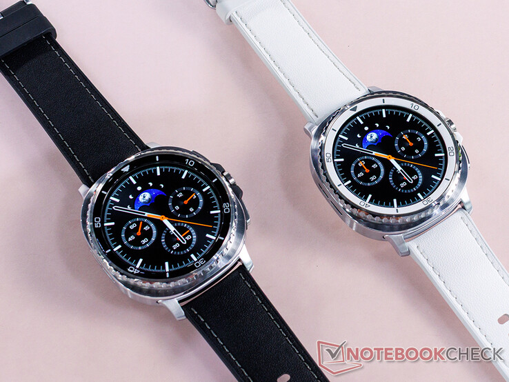 La Samsung Galaxy Watch 8 est disponible en noir et en blanc (Source de l'image : Notebookcheck)