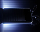 Le nouveau banc d'alimentation de 45 W se vend à environ 44 dollars en Chine. Ci-contre : une image teaser du chargeur portable.