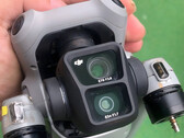 L'Air 3 sera le prochain drone de DJI. (Source des images : @Quadro_News &amp; @DealsDrone)