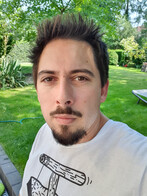 Prendre un selfie avec le Samsung Galaxy S10 5G.