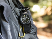 Le Casio Pro Trek PRJ-B001B-1 (photo) utilise un bracelet de type paracord (source : Casio)