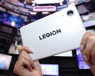 La future Legion Y700 Infinite devrait être équipée d'un Snapdragon 8 Elite Gen 5 Leading Version. Sur la photo : la tablette en version blanche.