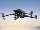 Le Mavic 3 Classic est proposé à partir de 1 469 dollars américains, ce qui en fait une option considérablement moins chère que le Mavic 3 ordinaire. (Image source : DJI)