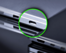 Le Surface Laptop Ultra est doté d'un nouveau port USB-C surdimensionné.