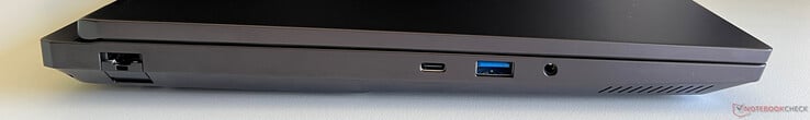 À gauche : Ethernet (2,5 GBit/s), USB-C 3.2 Gen 2 (10 GBit/s, DisplayPort 1.4a, Power Delivery 100 watts), USB-A 3.2 Gen 1 (5 GBit/s), audio 3,5 mm