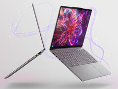 Le Yoga Slim 7i Aura Edition (14IPH11) est disponible en deux couleurs.