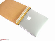 L'enveloppe B4 est souvent associée au portable Apple.