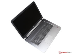En test : le HP Pavilion 17-g054ng. Exemplaire de test fourni par Notebooksbilliger.de. En test : le HP Pavilion 17-g054ng. Exemplaire de test fourni par Notebooksbilliger.de.
