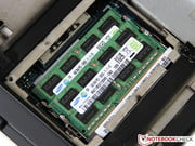les 2 slots de RAM sont occupés par 4 Go de mémoire DDR3-1600.