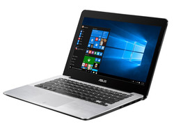 En test : Asus X302UV-FN016T. Modèle de test fourni par Notebooksbilliger.de.