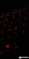 Le rétroéclairage du clavier se fait dans un rouge très "gamer".