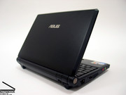 Dans le modèle avec un boîtier noir, l'Eee PC d'Asus est difficilement différentiable des ultraportables conventionnels.