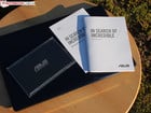 Standard: manuel de garantie et guide d'utilisation.