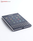 BlackBerry tente un grand retour avec son Passport.