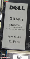 ... arbore une capacité de 30 Wh. Une seconde batterie est intégrée dans le dock clavier (20 Wh).