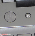Le bouton One-Key Recovery à droite de la photo démarre la partition de réinstallation du système et permet d'accéder au BIOS.