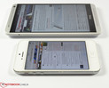 ... tourne clairement à l'avantage du HTC One Max en ce qui concerne la taille.