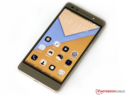 En test : l'Honor 7. Nos remerciements à Tradingshenzhen.