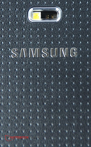 Dans l'ensemble, le Galaxy S5 fait un très bon travail, mais il ne peut rivaliser avec ses concurrents sur le terrain des performances.