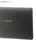 Asus s'est donné du mal pour l'habillage en faisant appel à beaucoup de métal.