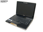 Le Toshiba Satellite T110-10R de face,...