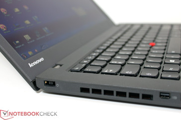 Boîtier fin, design sobre, nouvelle couleur, mais tout de même un ThinkPad traditionnel.