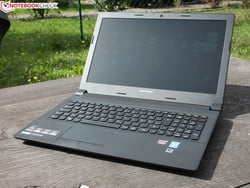 En test : le Lenovo B50-80 (80EW018XGE). Nos remerciements à Cyberport.de.
