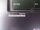 Le clavier est signé Steelseries.