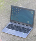 Le ProBook sous le soleil.