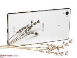 In review: Sony Xperia Z5 Premium. Review devices courtesy of Sony Germany and Notebooksbilliger.de