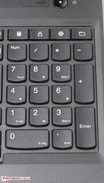 Un clavier numérique est présent.