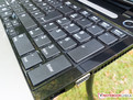 Le clavier numérique contient lui aussi des touches, de taille standard.