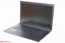 Le Toshiba Satellite C70-C-1FT. Nos remerciements à Notebooksbilliger.de